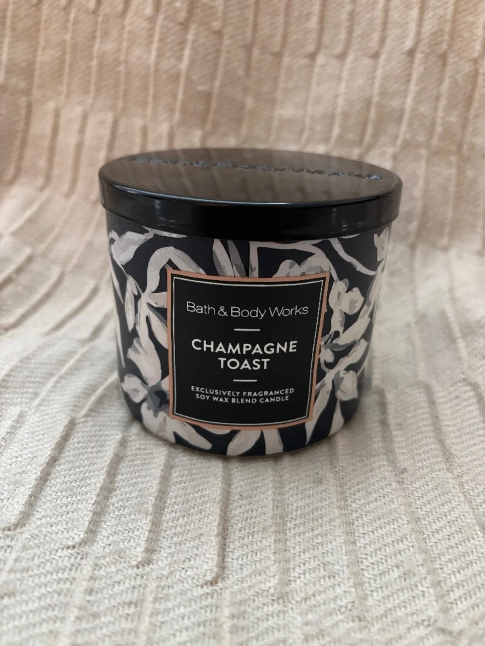Bath and Body Works Champagne Toast 14.5oz Candle